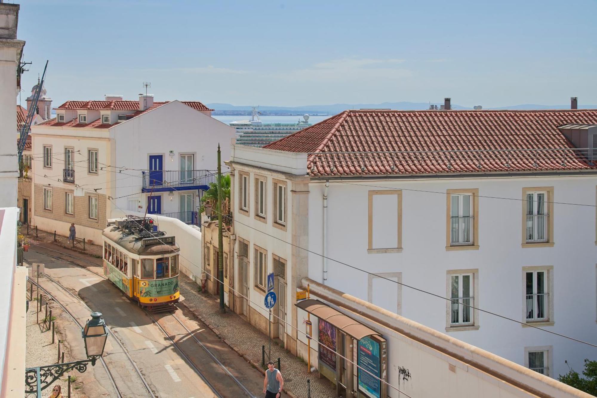 Alfama Village Lisboa Exteriör bild